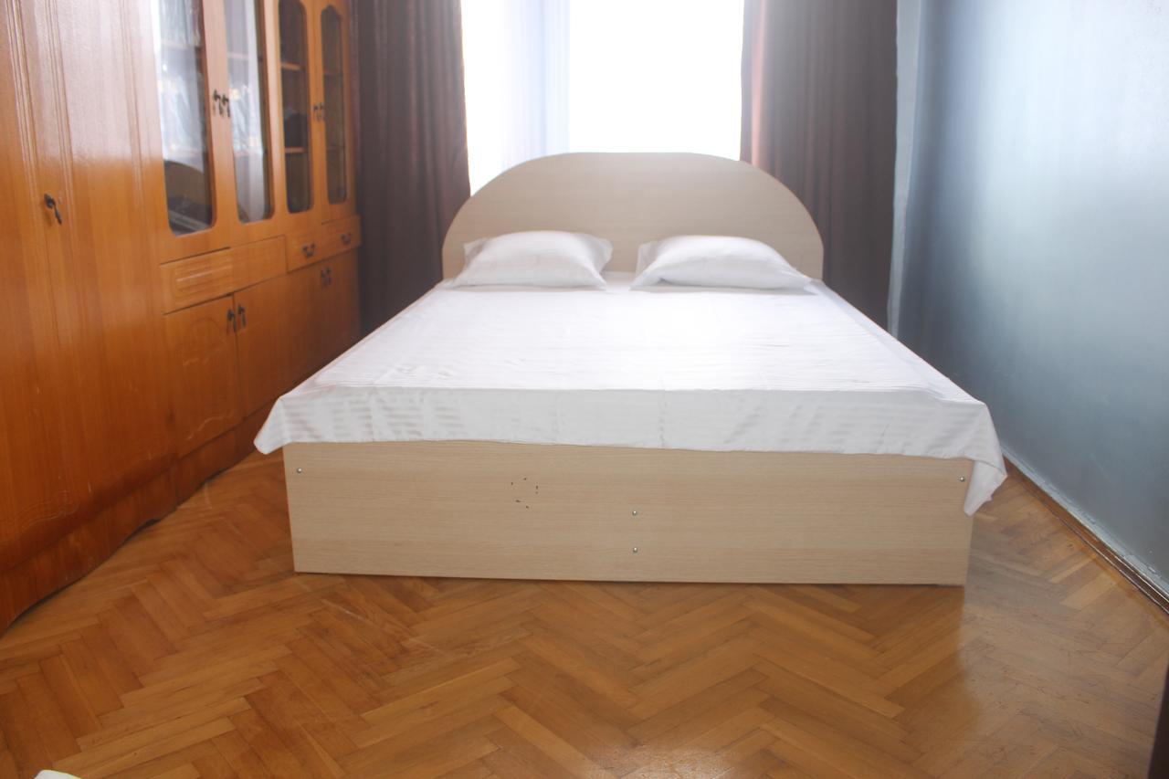 Greenview Guesthouse Batumi Exterior foto