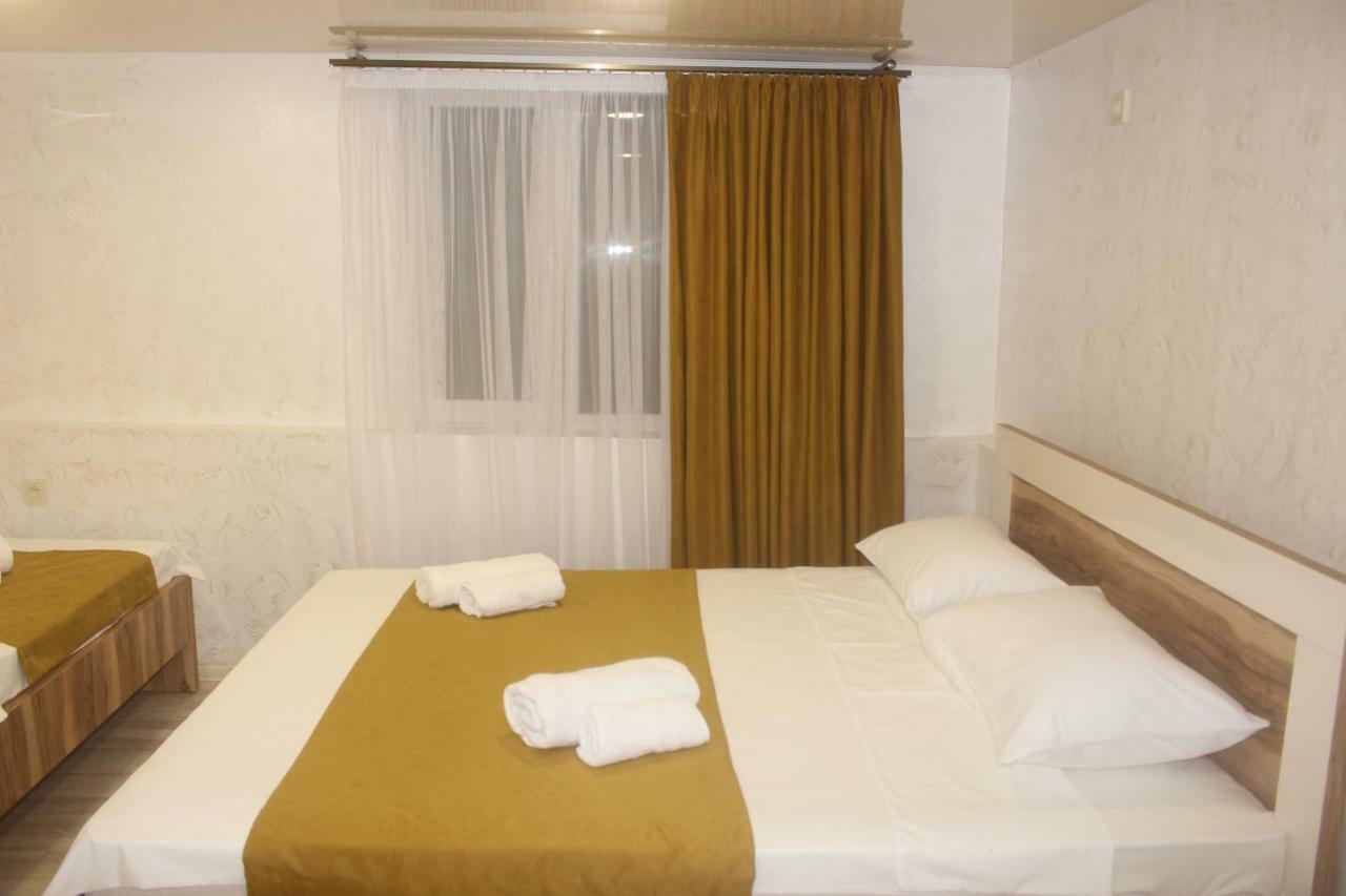 Greenview Guesthouse Batumi Exterior foto