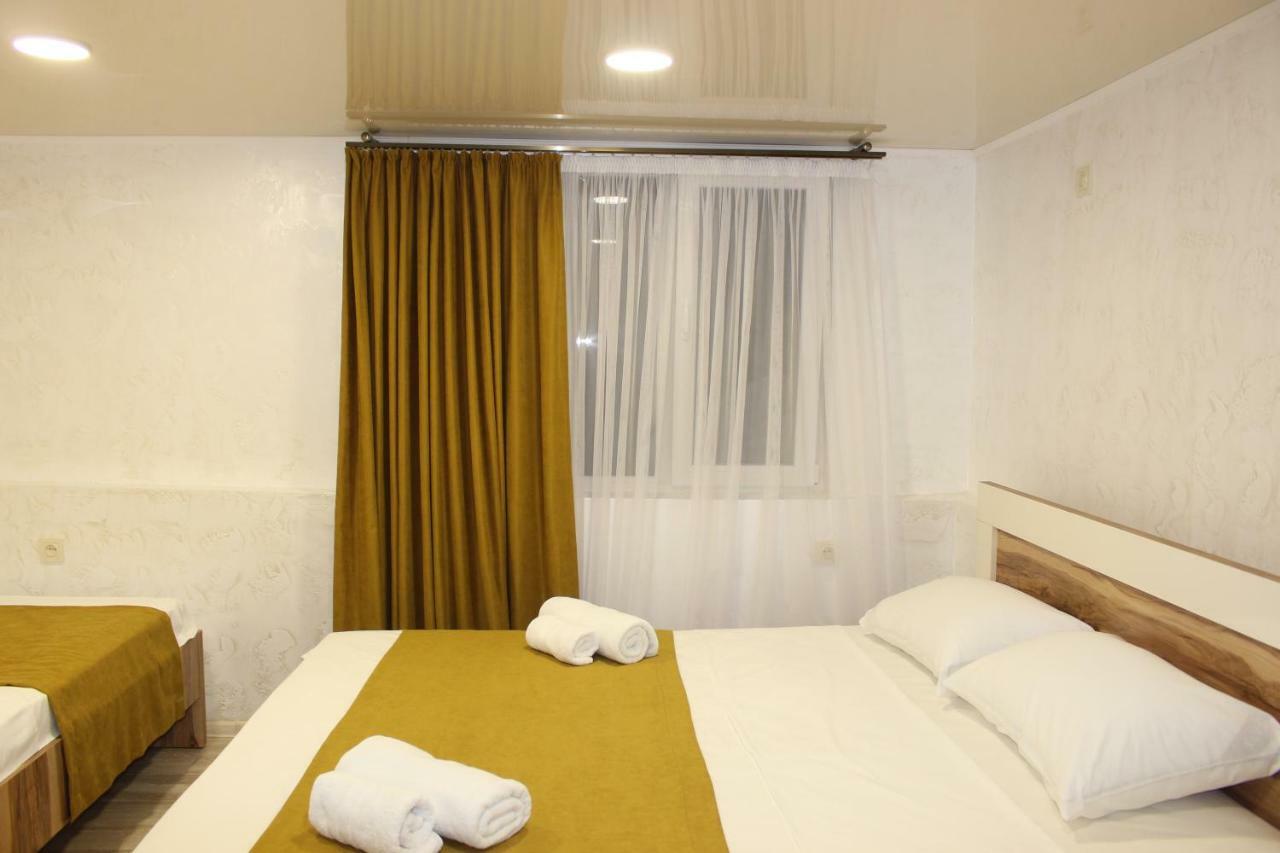 Greenview Guesthouse Batumi Exterior foto