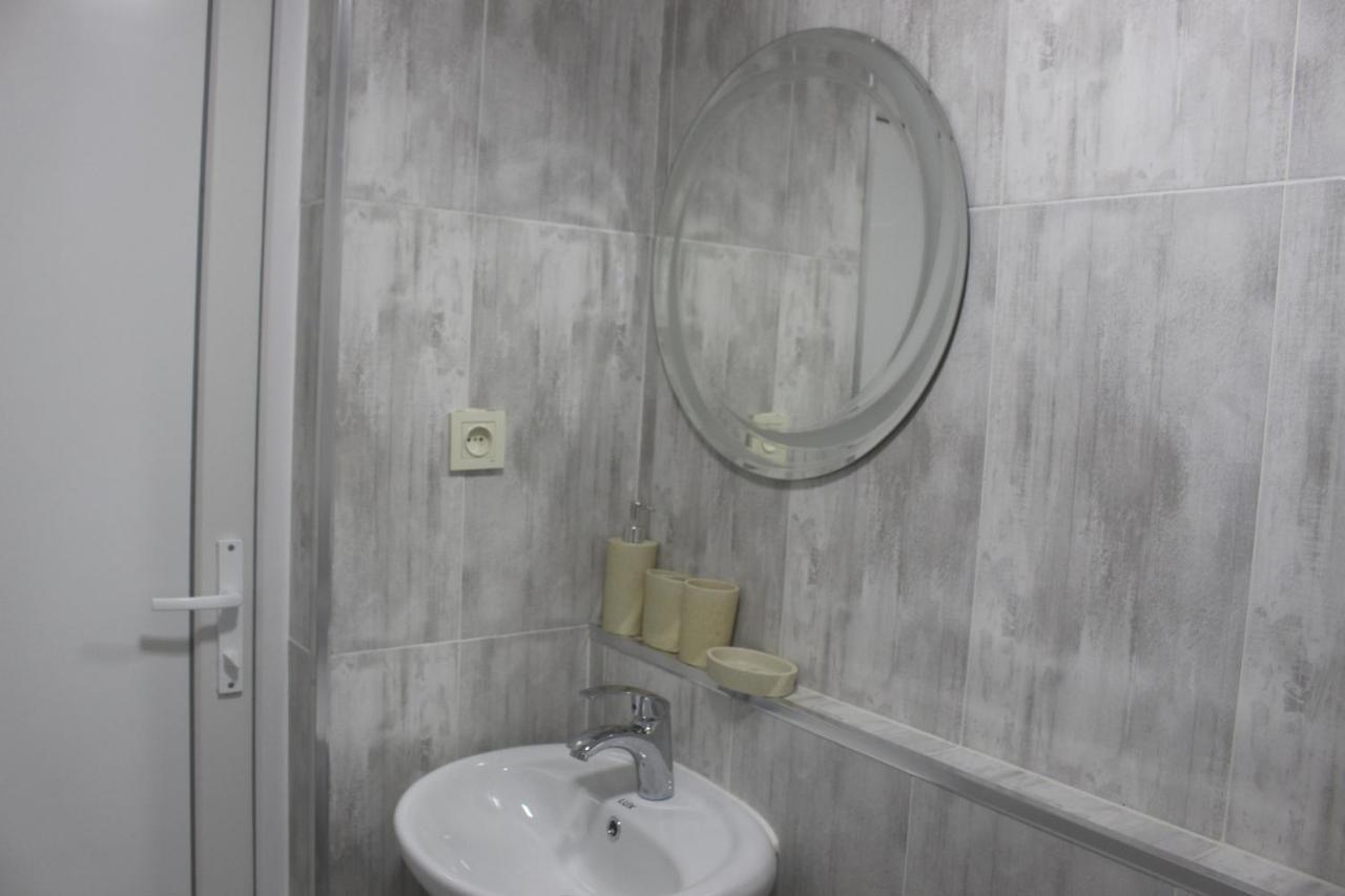 Greenview Guesthouse Batumi Exterior foto