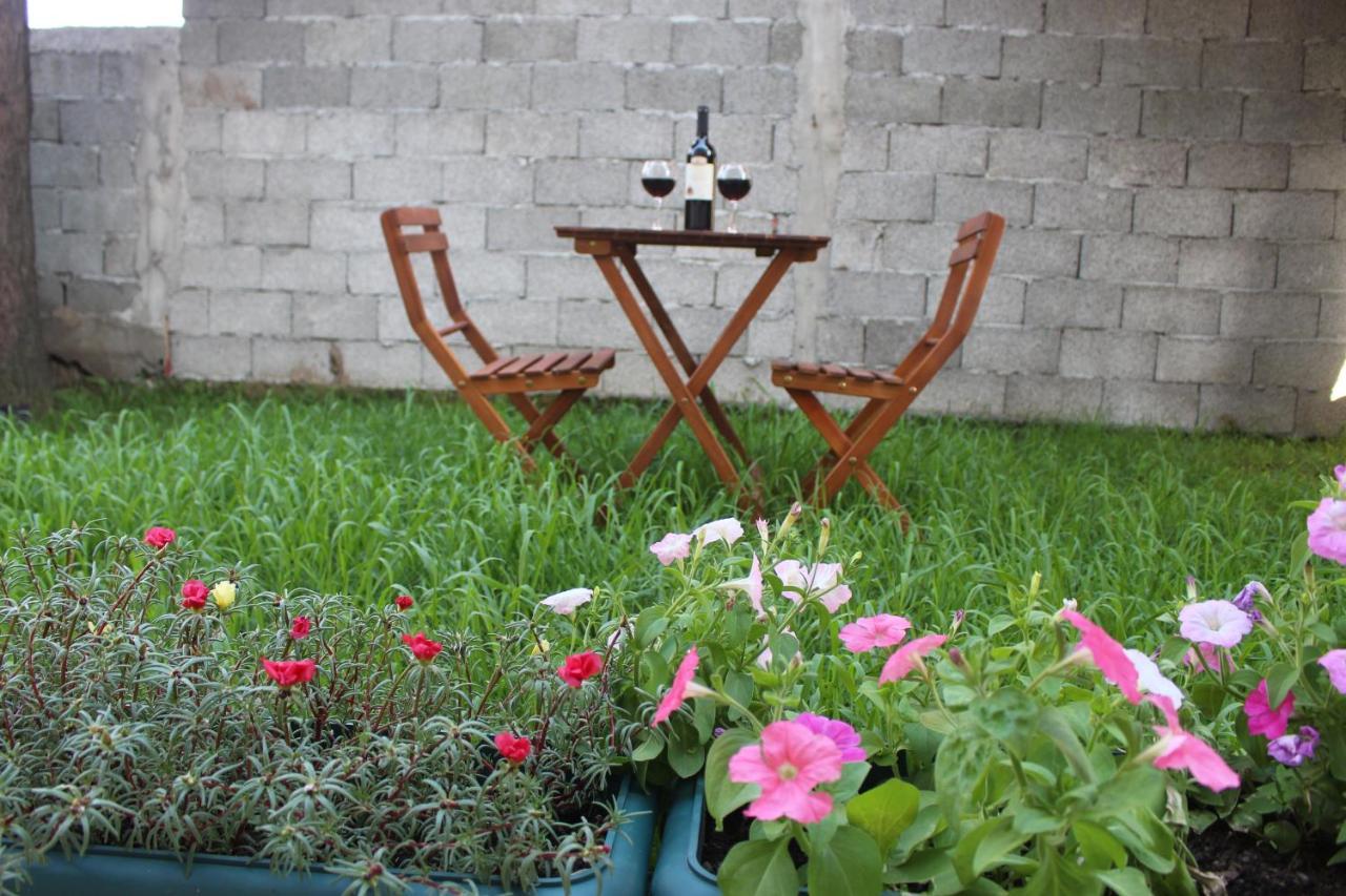 Greenview Guesthouse Batumi Exterior foto